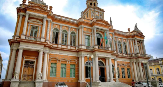 Porto Alegre abre 50 vagas na Defesa Civil com salários de até R$ 3,7 mil