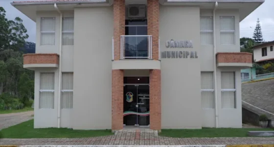 Concurso Câmara de Vitor Meireles (SC): Vaga para Agente de Serviços Gerais