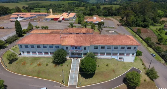 Concurso Iomerê (SC) 2026: Vagas em Educação e Saúde