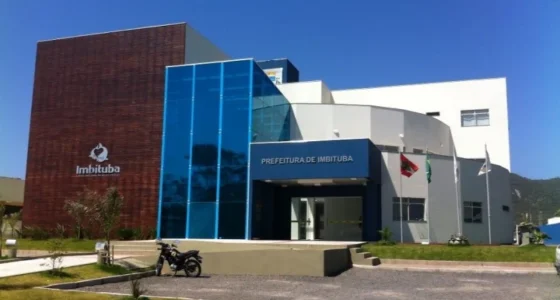 Concurso Imbituba (SC): Professor de Ciências com salários até R$ 4.807