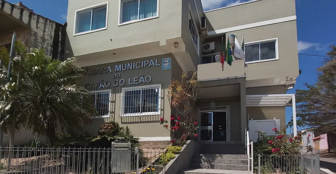Câmara de Capão do Leão (RS): Cadastro de Reserva com salários até R$ 5,8 mil