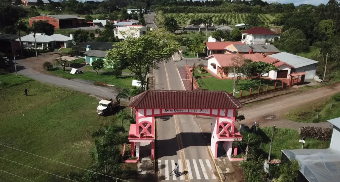 Pareci Novo (RS): Edital para Atendente de Creche com R$ 2.377