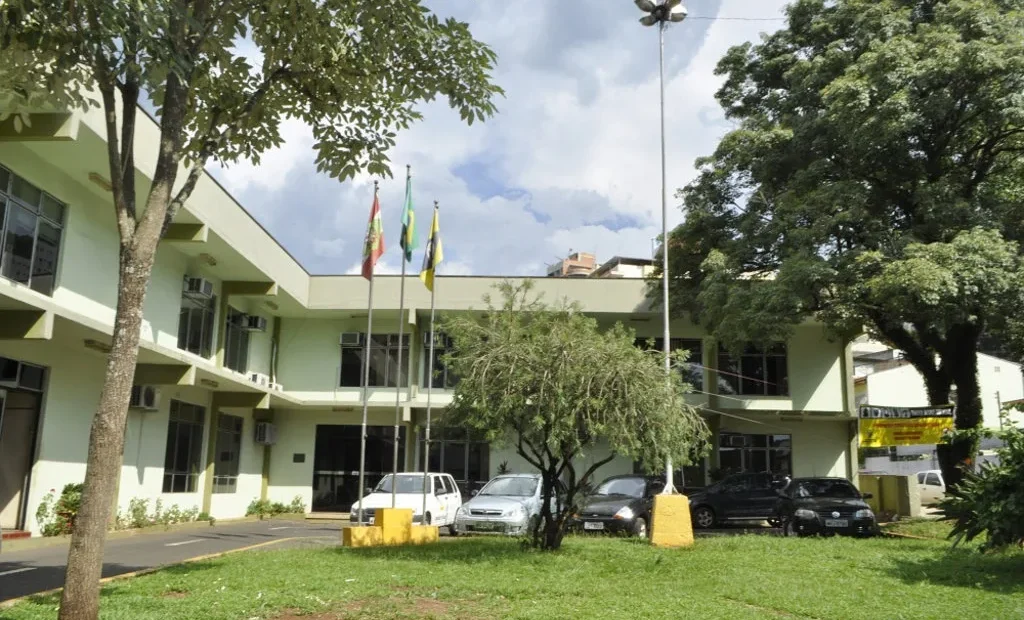 Herval d’Oeste (SC): Dois Processos Seletivos Abertos com Salários até R$ 6.337