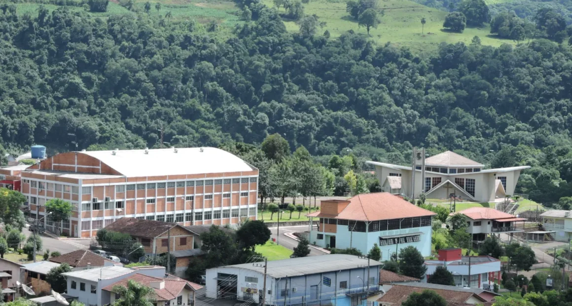Concurso Câmara Lindóia do Sul (SC) 2026: Vagas e Salários