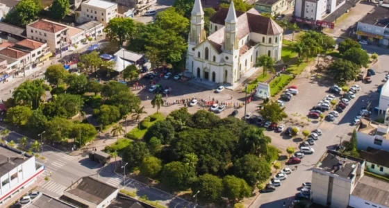 Braço do Norte (SC): Concurso com Salários até R$ 4,2 mil