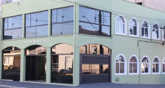 Concurso Câmara de Saltinho (SC): Salários de até R$ 7,4 mil Concurso Câmara de Saltinho (SC): Salários de até R$ 7,4 mil