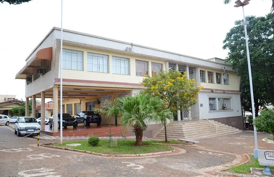 Concurso Barra Bonita (SC): Edital com salários de até R$ 8,3 mil