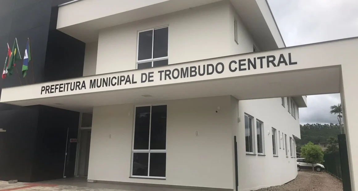 Concurso Trombudo Central (SC) 2026: Edital com 12 Vagas