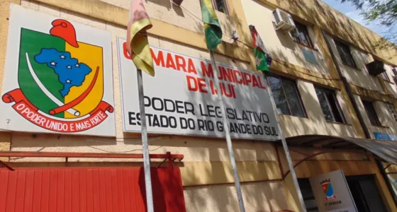 Concurso Câmara de Ijuí (RS) abre vaga para Auxiliar Legislativo com salário de R$ 3,1 mil
